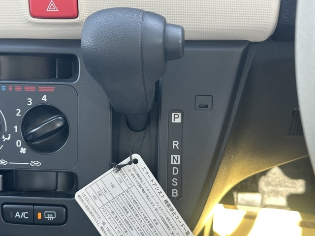 ミラトコット(ダイハツ)中古車 21