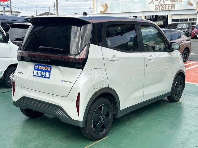 サクラ(ニッサン)中古車 9