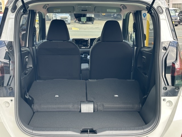 サクラ(ニッサン)中古車 8