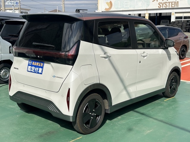 サクラ(ニッサン)中古車 9