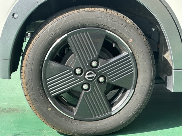 サクラ(ニッサン)中古車 10