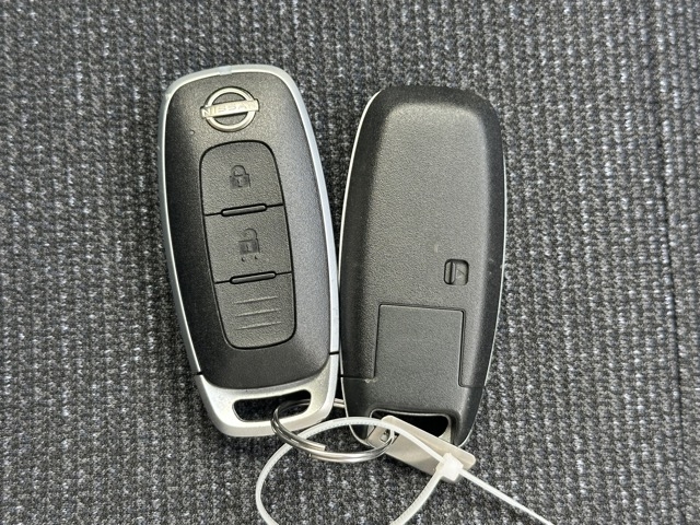 サクラ(ニッサン)中古車 28