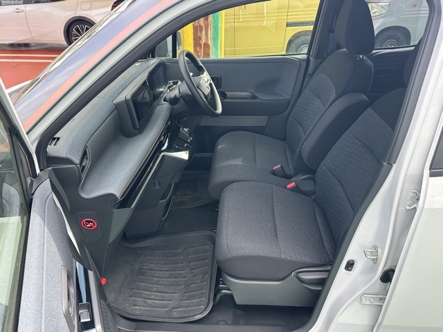 サクラ(ニッサン)中古車 3