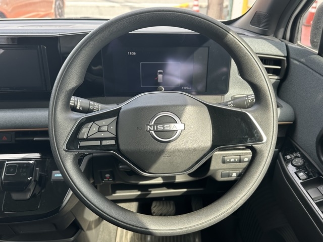 サクラ(ニッサン)中古車 6