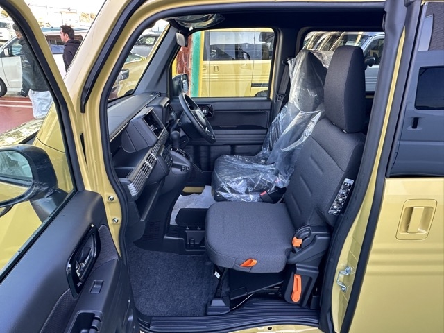 N-VAN(ホンダ)届出済未使用車 3