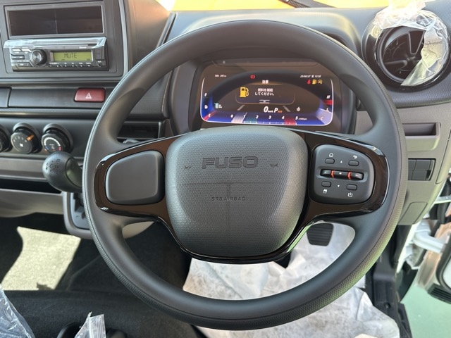 キャンター(三菱)レンタ登録済未使用車 15