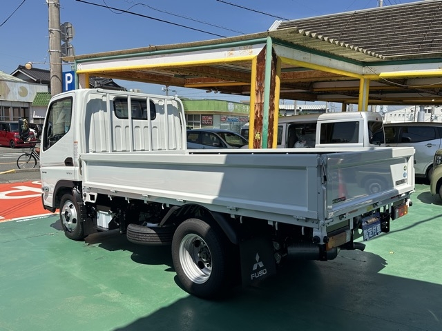 キャンター(三菱)レンタ登録済未使用車 2