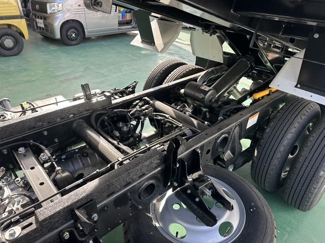 キャンター(三菱)登録済未使用車 7