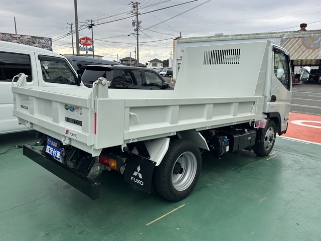 キャンター(三菱)レンタ登録済未使用車 12