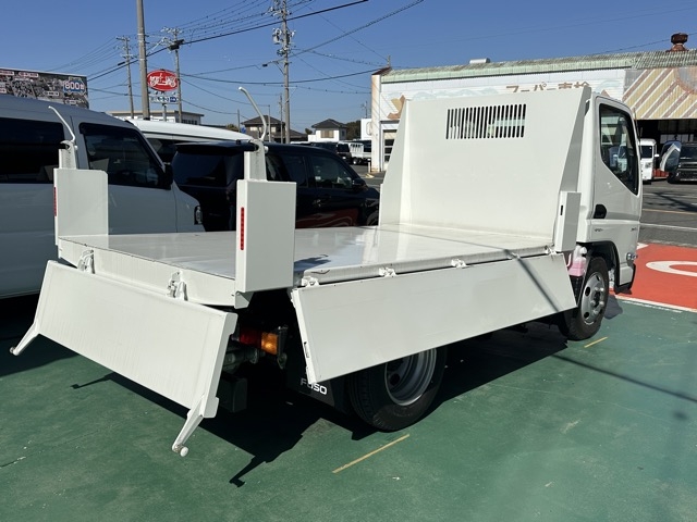 キャンター(三菱)登録済未使用車 14