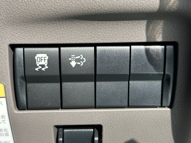 キャンター(三菱)登録済未使用車 18