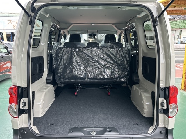 バネット(ニッサン)登録済未使用車 9