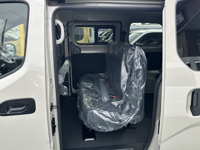 バネット(ニッサン)登録済未使用車 4