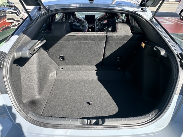 シビック(ホンダ)登録済未使用車 8