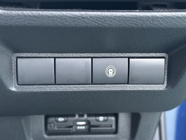 ノート(ニッサン)中古車 12