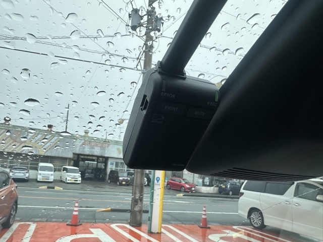 フリード(ホンダ)ディーラ-試乗車 18