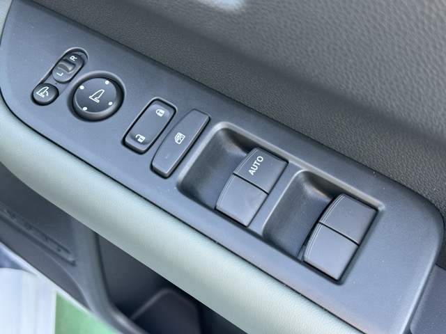 フリード(ホンダ)登録済未使用車 16