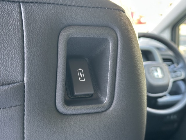 フリード(ホンダ)登録済未使用車 9