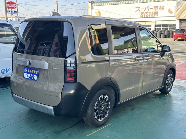 フリード(ホンダ)登録済未使用車 14