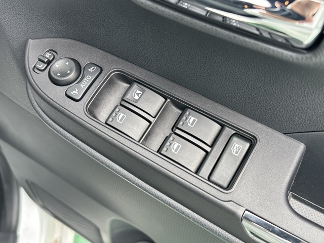 タント(ダイハツ)中古車 15