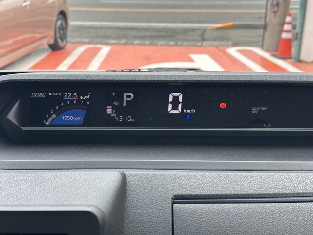 タント(ダイハツ)中古車 19