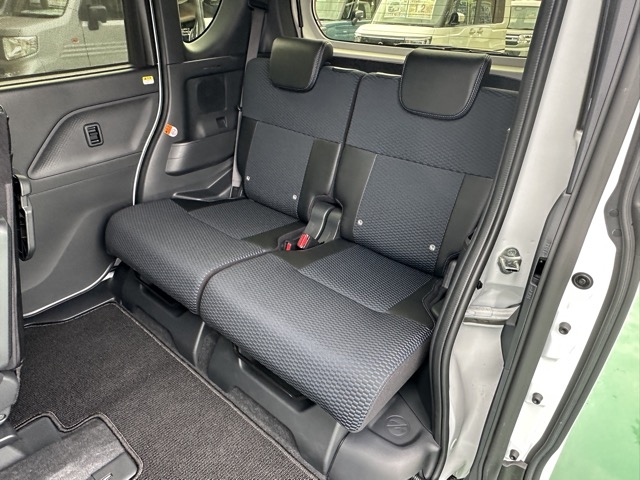 タント(ダイハツ)中古車 4