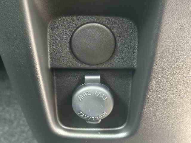 スペーシア(スズキ)届出済未使用車 21