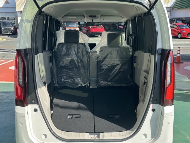 N-BOX(ホンダ)届出済未使用車 11
