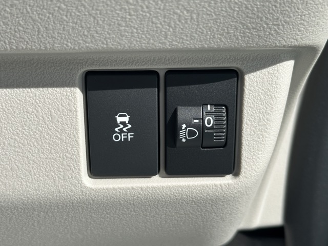 N-BOX(ホンダ)届出済未使用車 17