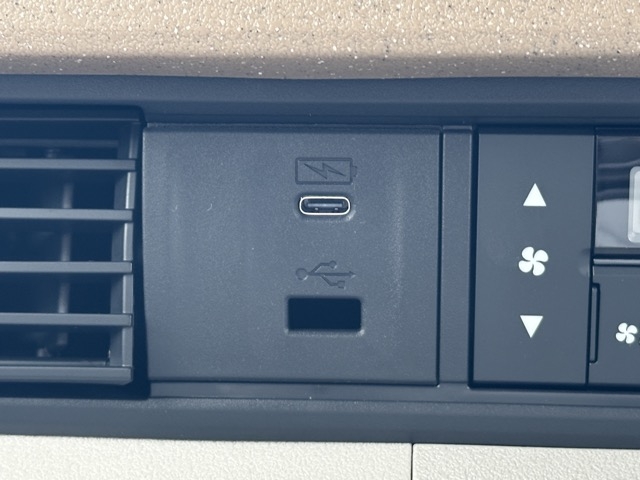 N-BOX(ホンダ)届出済未使用車 23