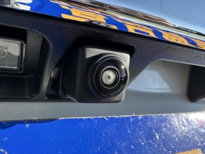 新型セレナ(ニッサン)見本展示車有り 内外装写真他２