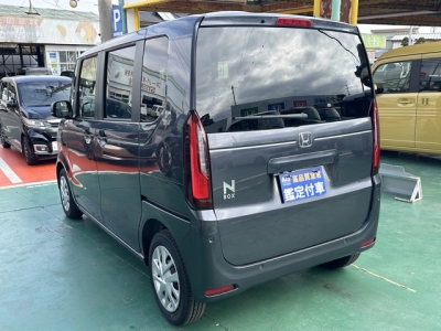 新型N-BOX(ホンダ)届出済未使用車 後方