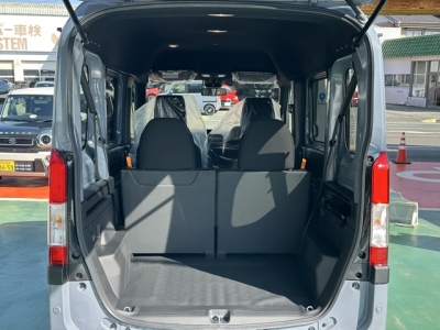 N-VAN(ホンダ)届出済未使用車 内外装写真他２