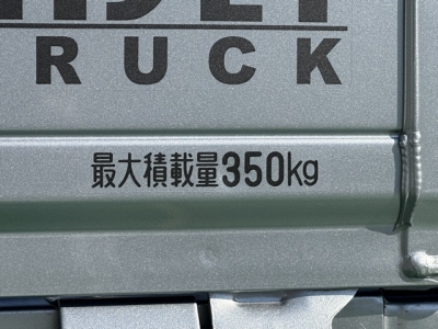 ハイゼットトラック(ダイハツ)届出済未使用車 内外装写真他１