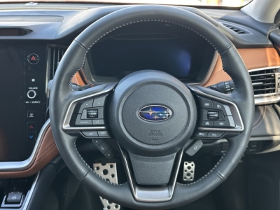 レガシィアウトバック(スバル)中古車 内外装写真