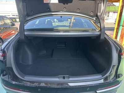 クラウンクロスオーバー(トヨタ)中古車 内外装写真他２