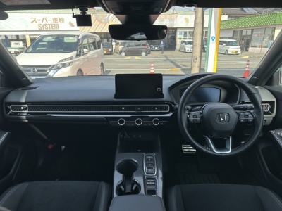 シビック(ホンダ)中古車 後席から見た前席