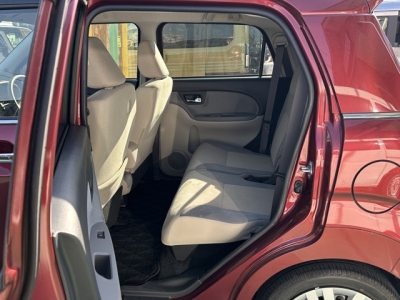 ピクシスジョイ(トヨタ)中古車 後席内装