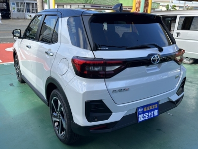 ライズ(トヨタ)登録済未使用車 後方