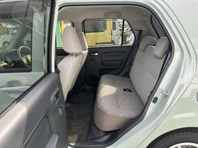 ミラトコット(ダイハツ)中古車 後席内装