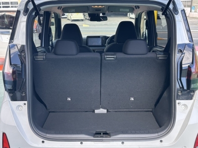 サクラ(ニッサン)中古車 内外装写真他１