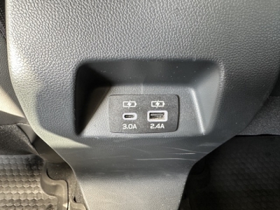 クロストレック(スバル)中古車 内外装写真