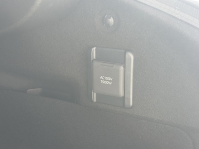 クラウンクロスオーバー(トヨタ)登録済未使用車 内外装写真他２