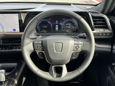 クラウンクロスオーバー(トヨタ)登録済未使用車 内外装写真