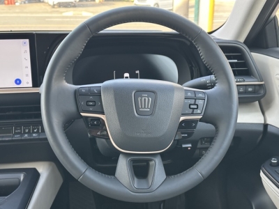 クラウンクロスオーバー(トヨタ)中古車 内外装写真他