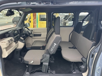 N-VAN e(ホンダ)中古車 後席内装