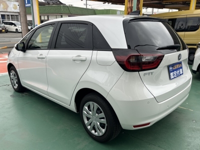 フィット(ホンダ)中古車 後方