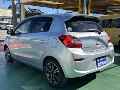 ミラージュ(三菱)中古車 後方