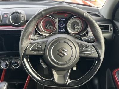 スイフトスポーツ(スズキ)中古車 内外装写真