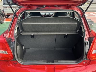 スイフトスポーツ(スズキ)中古車 内外装写真他１